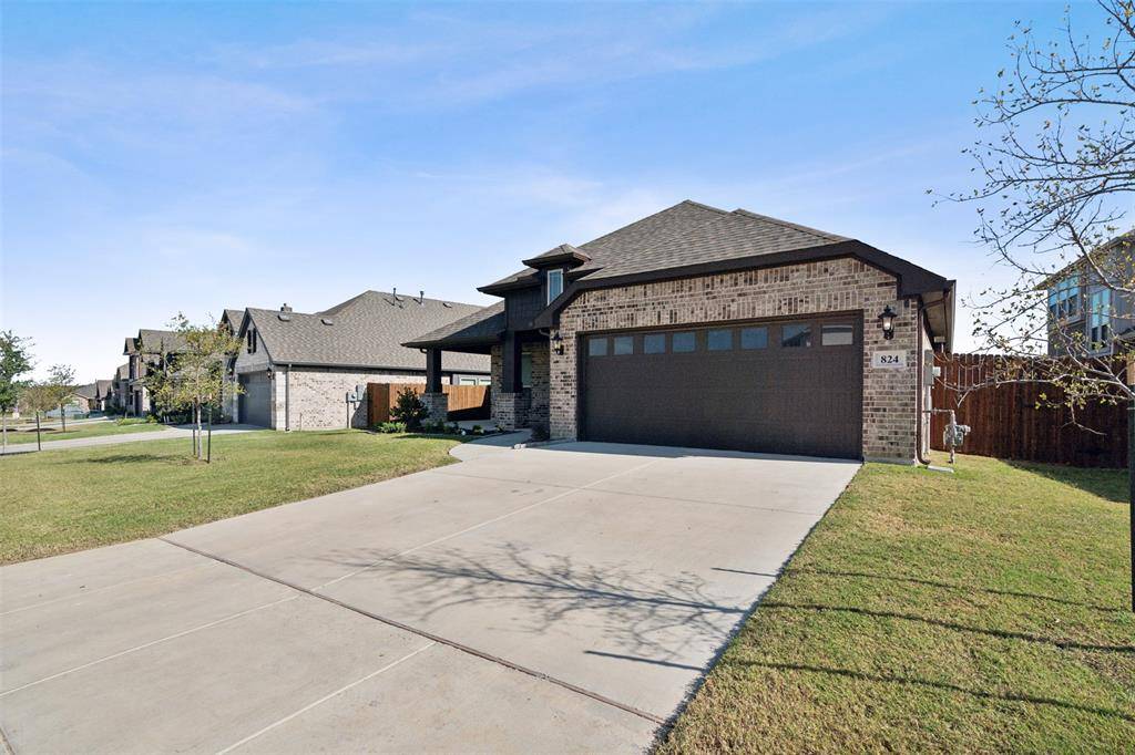 Godley, TX 76044,824 Jaguar Ridge