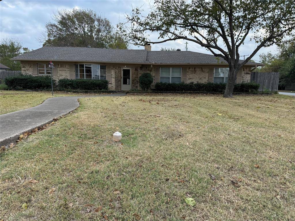 Bonham, TX 75418,600 Hunter Street