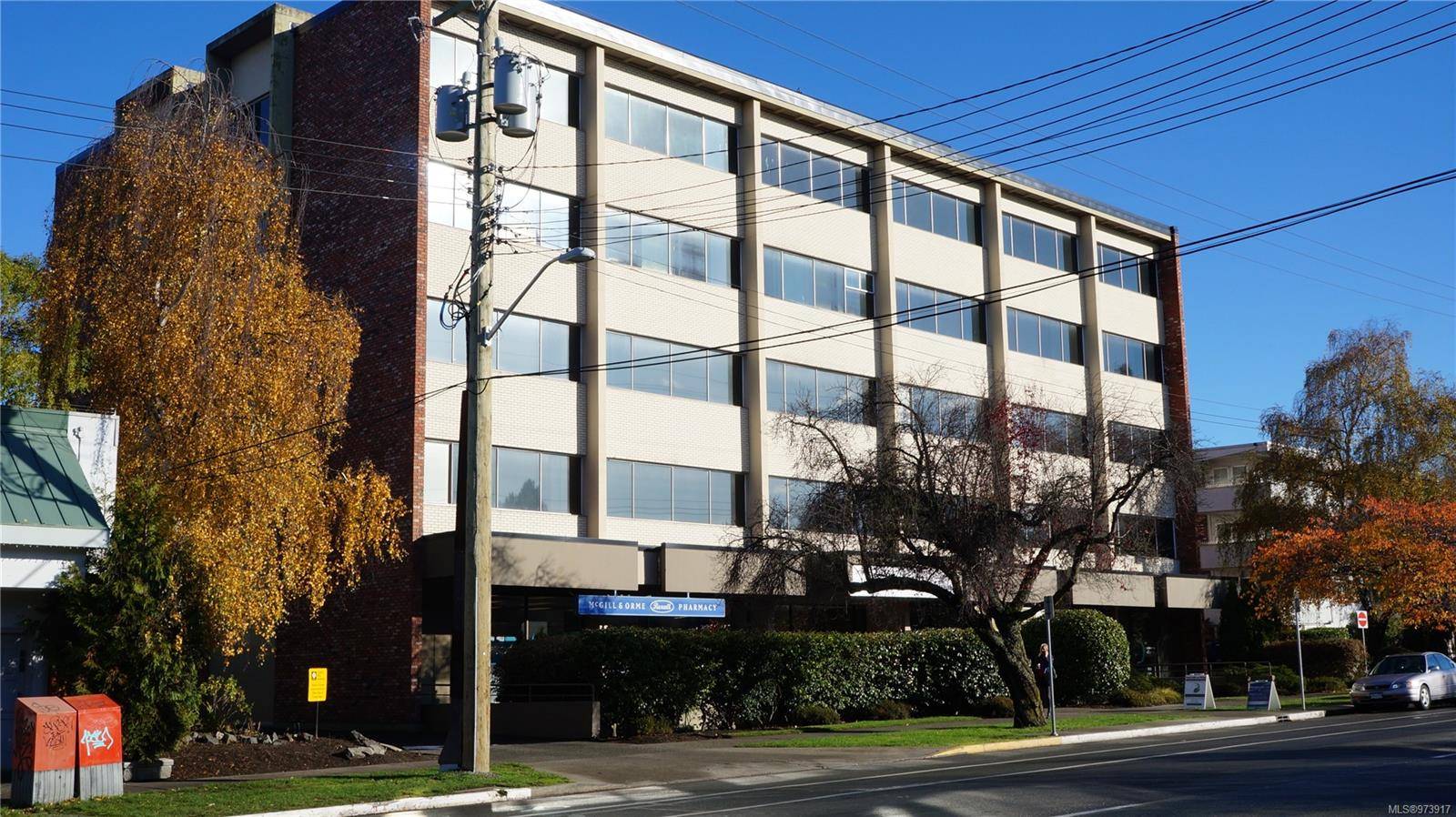 Victoria, BC V8V 3M9,1120 Yates St #202