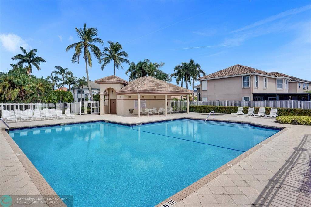 Boynton Beach, FL 33472,5689 Descartes Cir