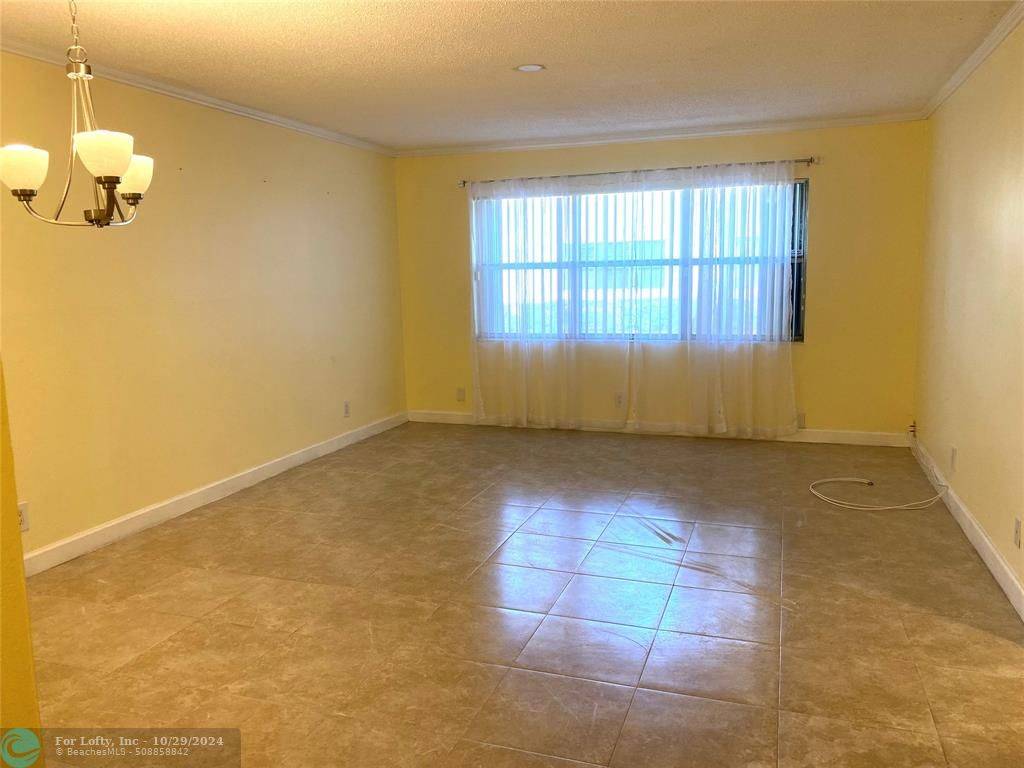 Deerfield Beach, FL 33441,600 SE 2nd Ave  #K4