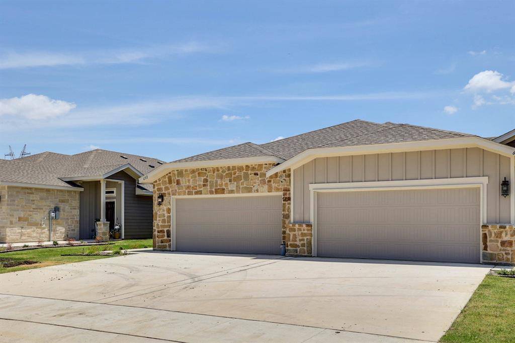 Venus, TX 76084,652 Blackland Drive