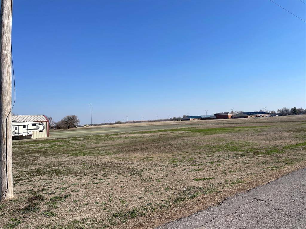 Minco, OK 73059,504 S 10th Street