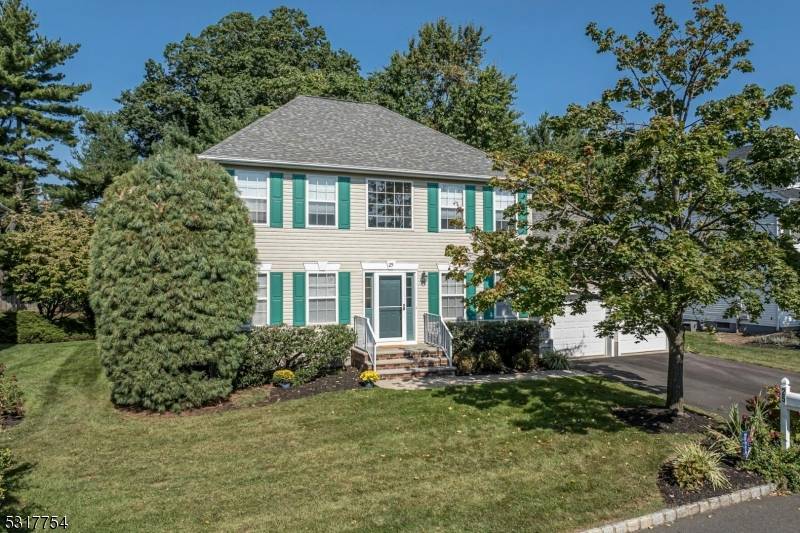 Scotch Plains Twp., NJ 07076,25 Traveller Way