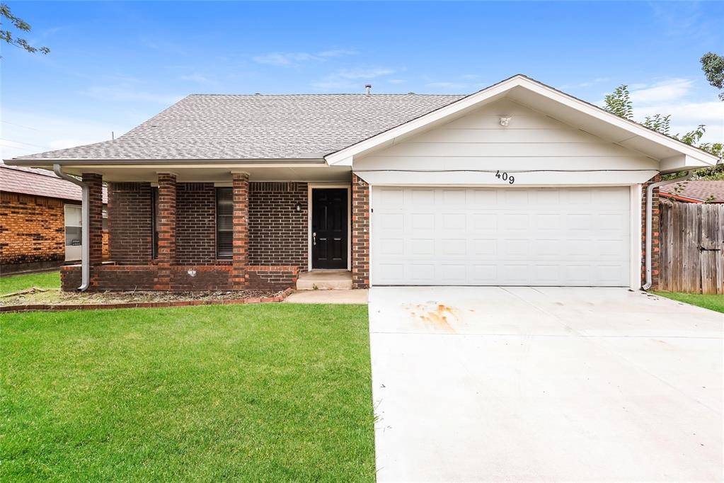 Moore, OK 73160,409 S Silver Leaf Drive