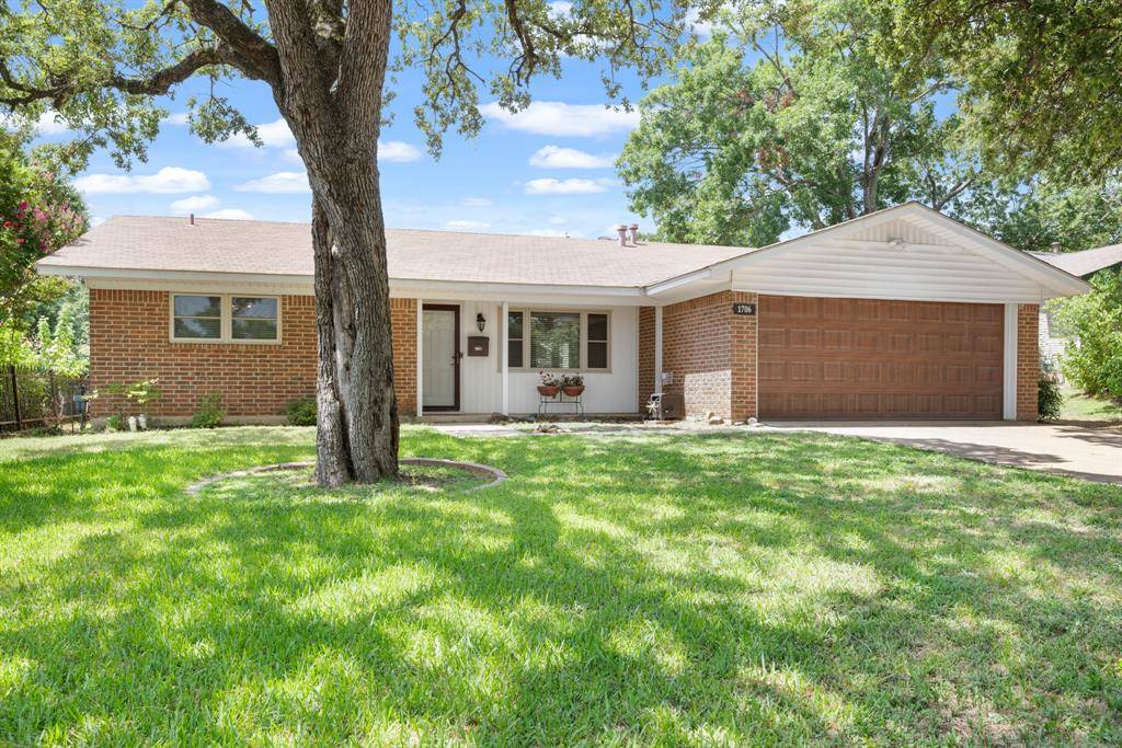 Arlington, TX 76012,1706 Brooks Drive