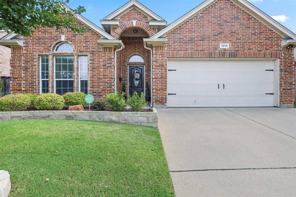 Arlington, TX 76012,1016 Loblolly Pine Drive