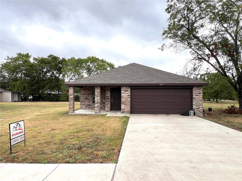 Forney, TX 75126,807 E Buffalo Street