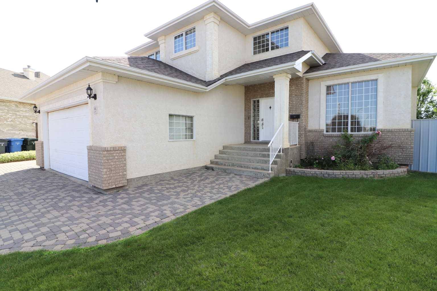 Medicine Hat, AB T1B4C4,35 Park Meadows PL SE