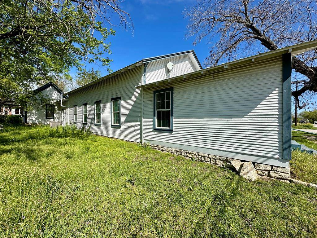 Hico, TX 76457,306 Cedar Street