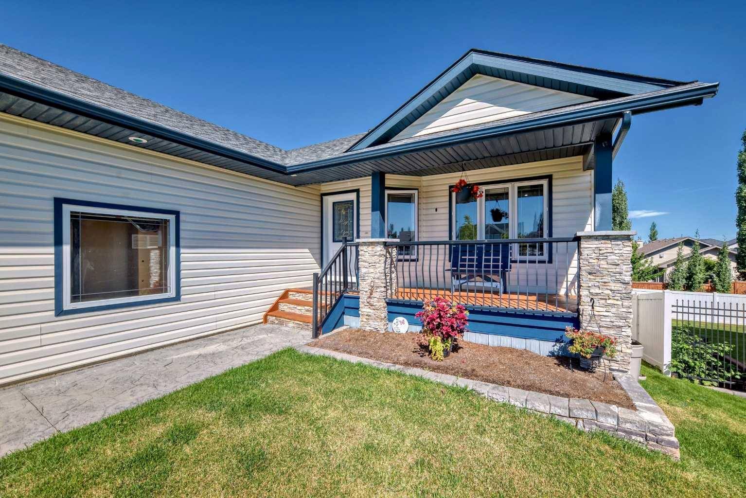 Sylvan Lake, AB T4S 0B3,5 Laurel Close