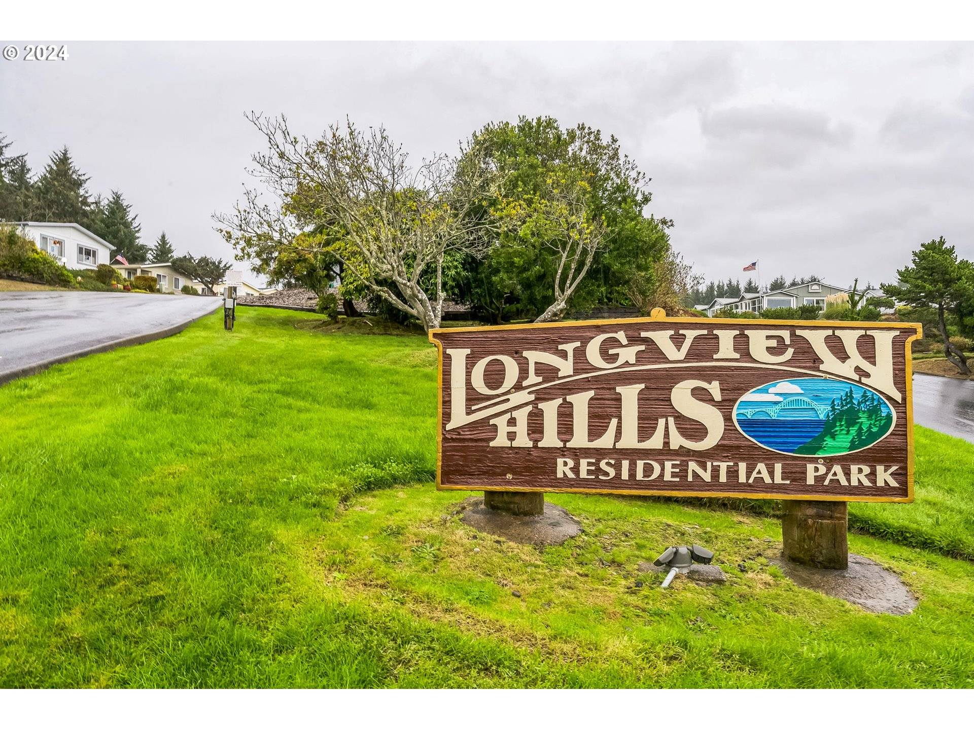 Newport, OR 97365,5703 NE WINDMILL DR #8