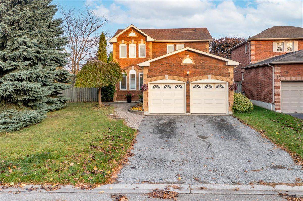 Whitby, ON L1N 9C2,1 Barwick CT E