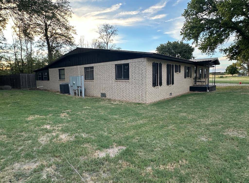 Erick, OK 73645,12373 N 1750 Road