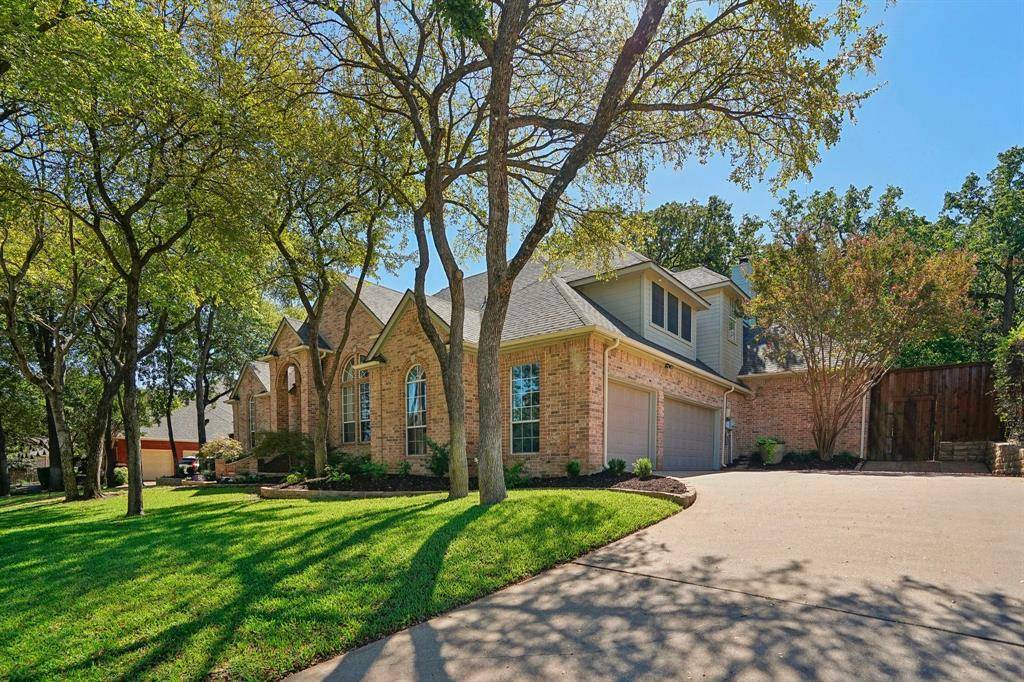 Grapevine, TX 76051,2821 Kingswood Drive