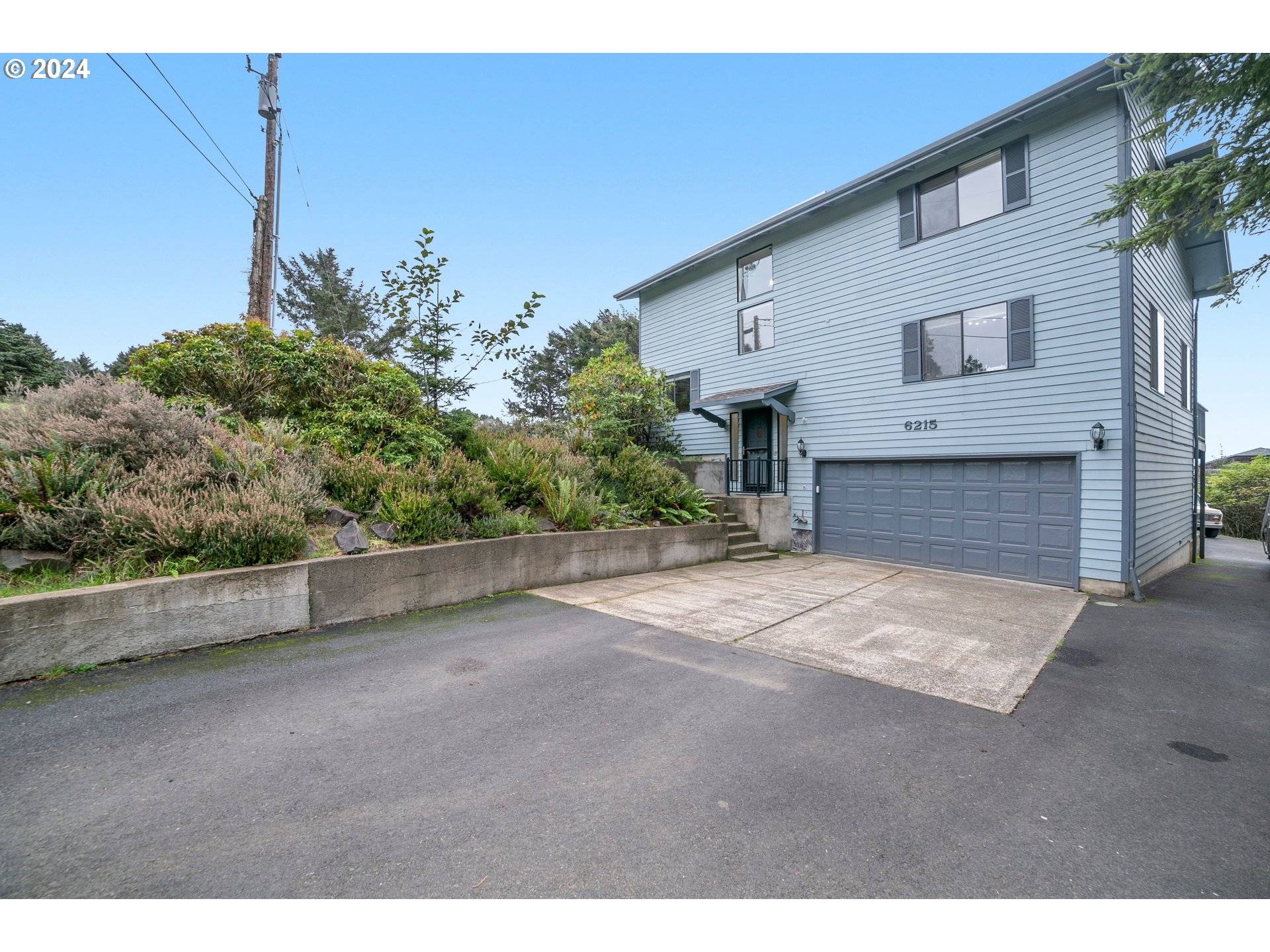 Lincoln City, OR 97367,6215 NE OAR DR