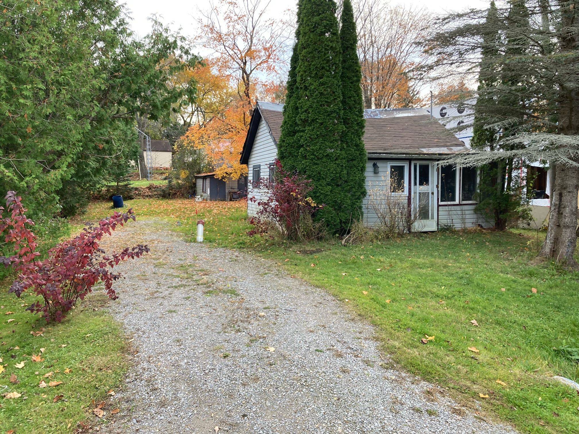 Kawartha Lakes, ON K0M 1L0,12 Elder ST