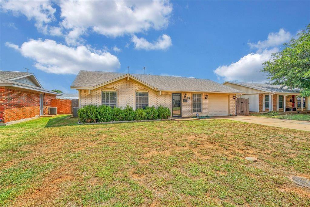 Altus, OK 73521,928 Hazel Street