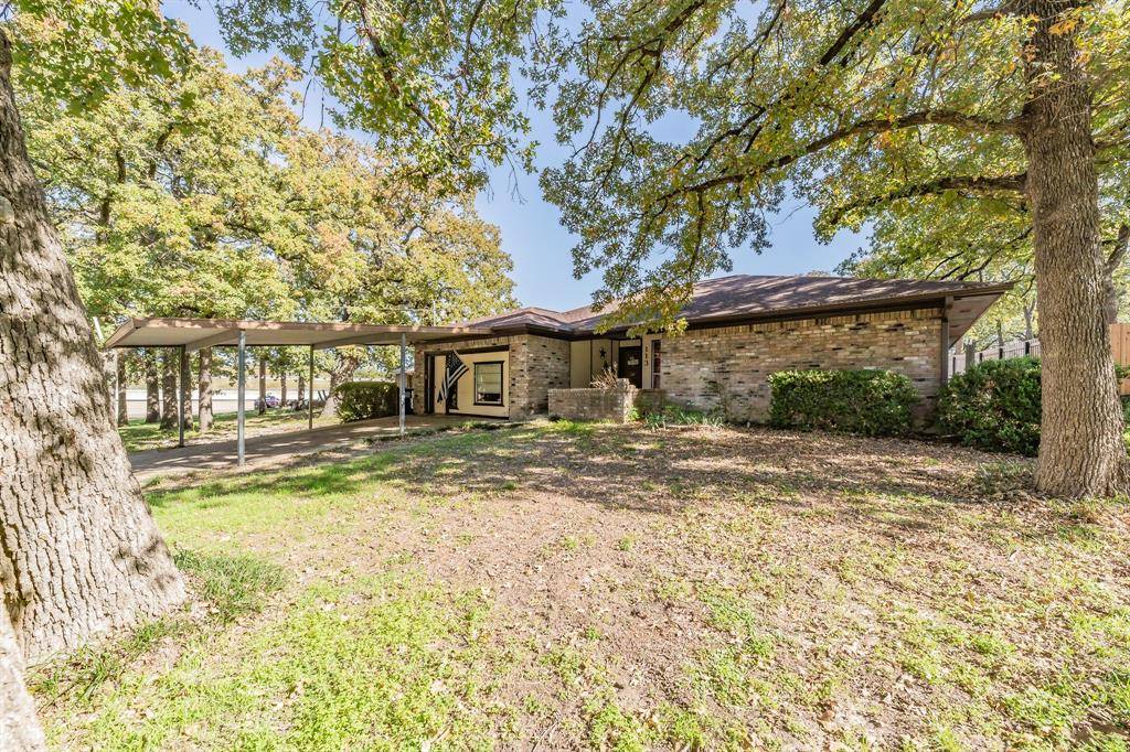 Azle, TX 76020,113 Hankins Drive