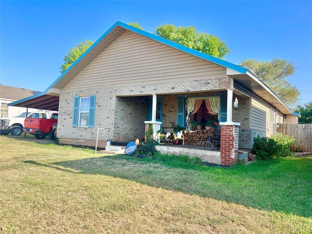 Hammon, OK 73650,802 Foster Street