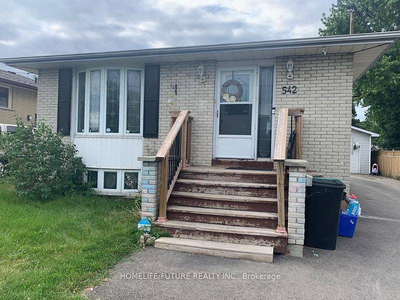 Oshawa, ON L1H 3N5,542 Veterans RD