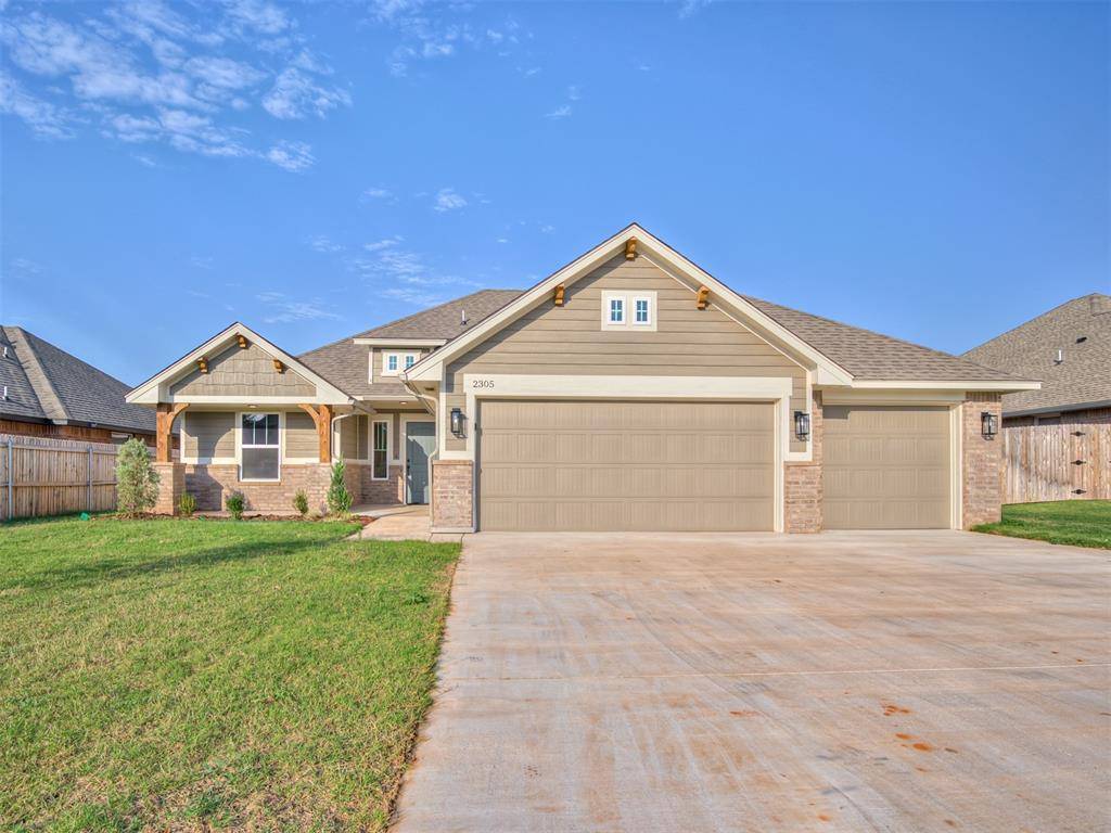 Moore, OK 73160,2305 Creekview Trail