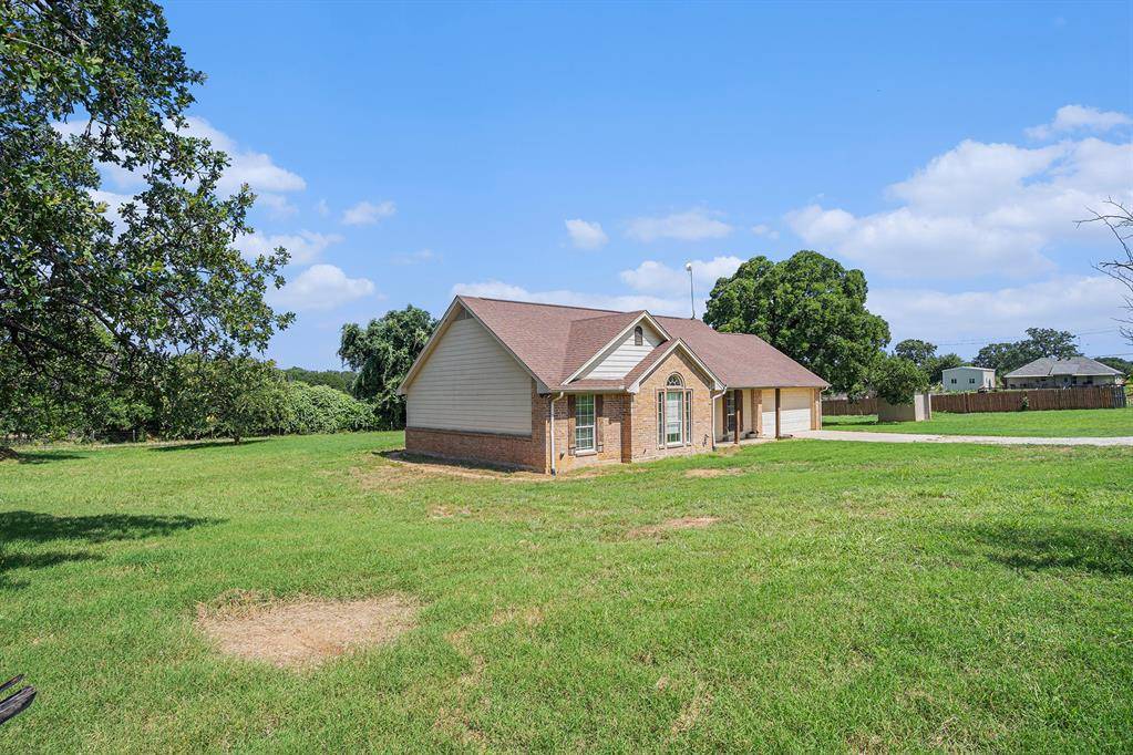 Springtown, TX 76082,645 Young Road