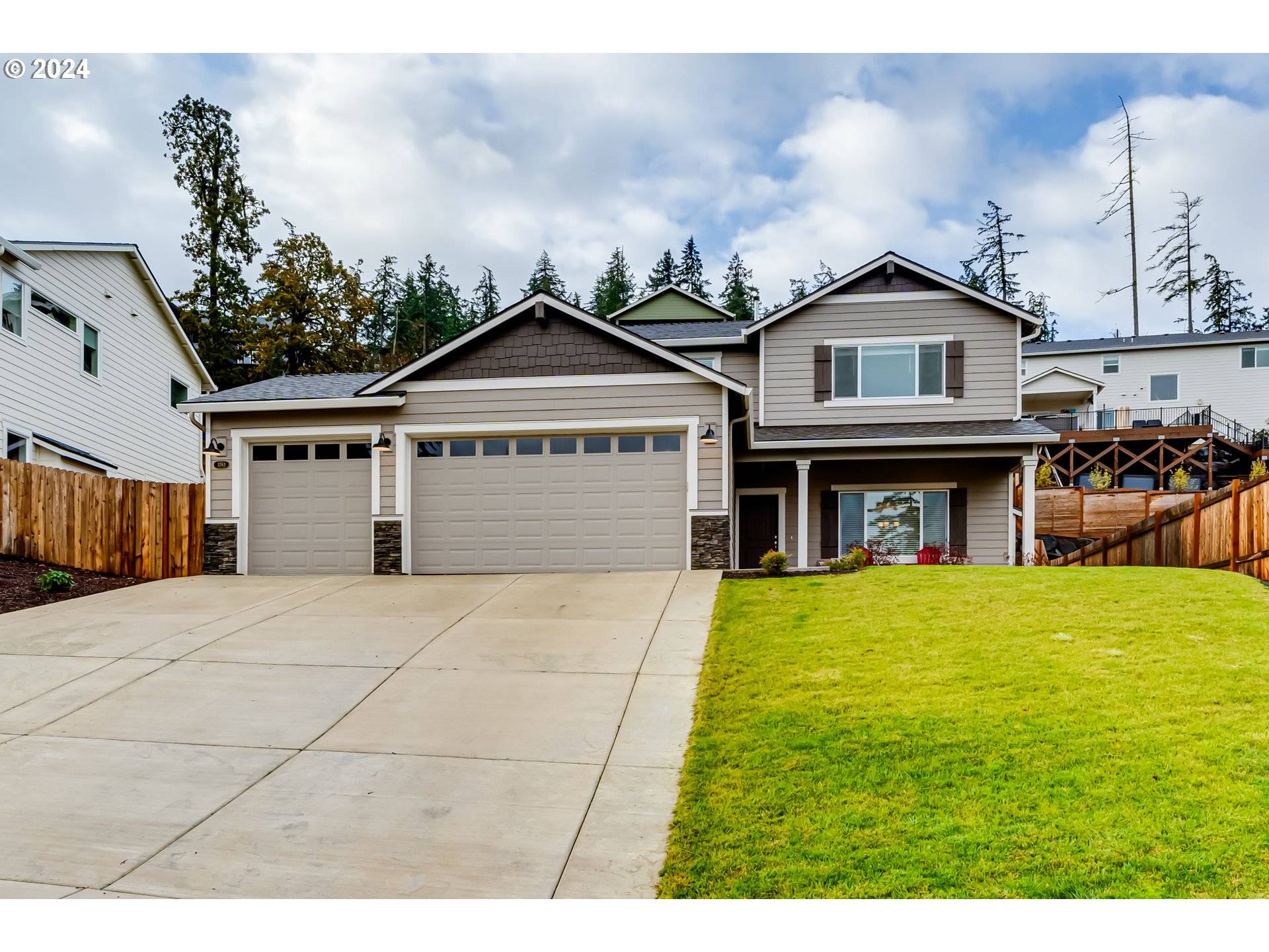 Eugene, OR 97403,3763 ROCKCRESS RD