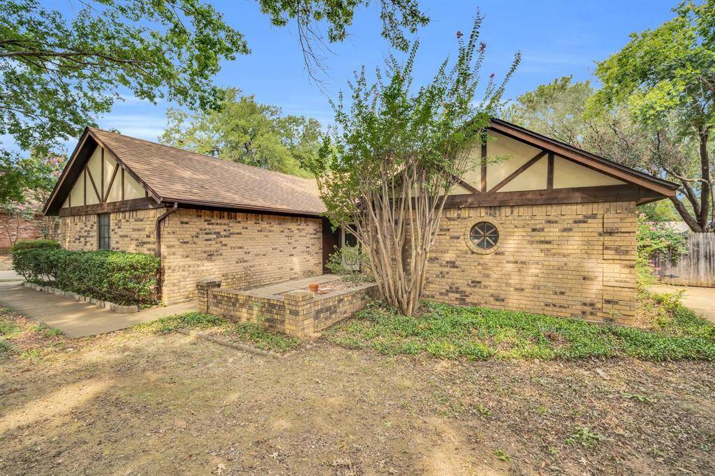 Burleson, TX 76028,109 Timber Ridge Drive