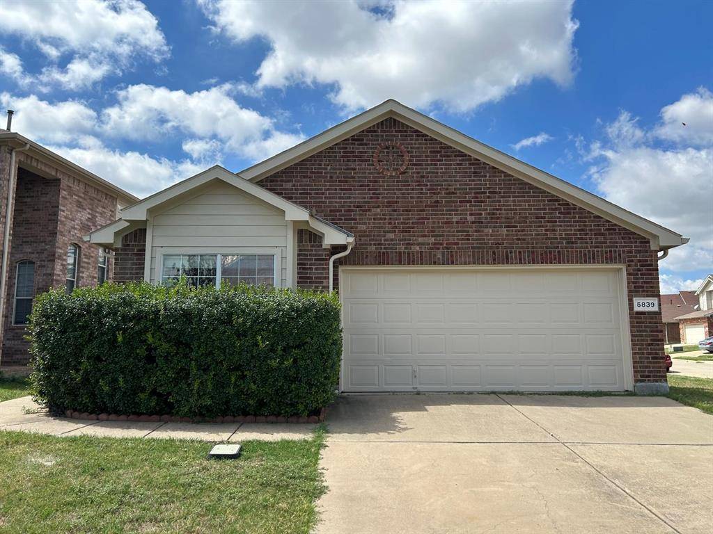 Fort Worth, TX 76131,5839 Melanie Court