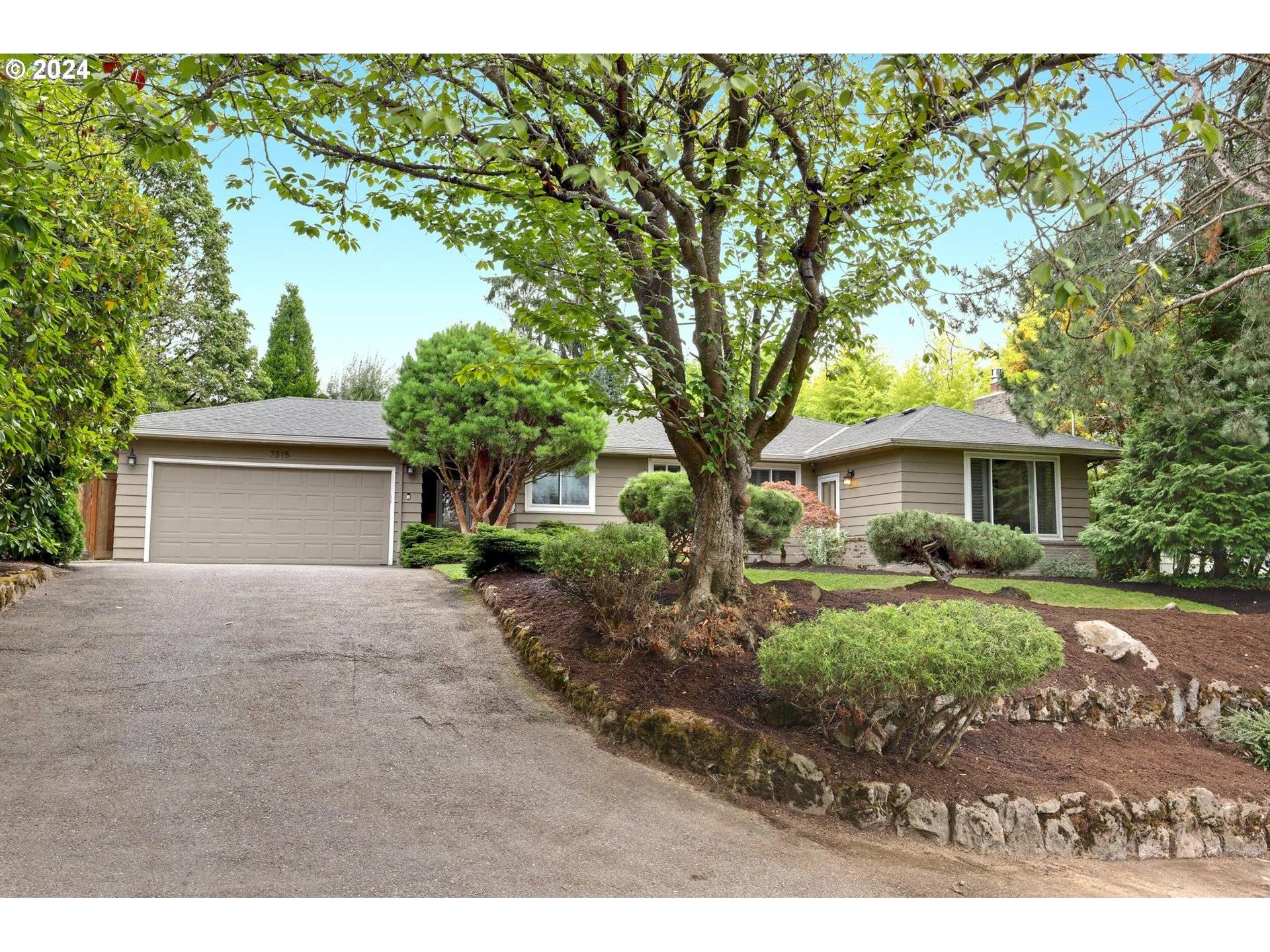 Portland, OR 97225,7315 SW SYLVAN CT