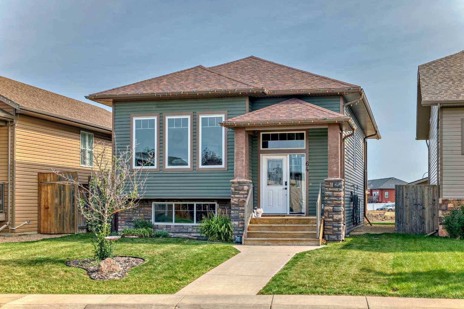 Lacombe, AB T4L 0B3,64 Mackenzie CRES