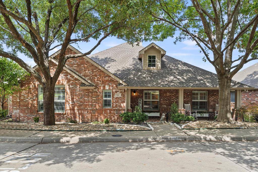 Rockwall, TX 75087,951 Briar Oaks Drive