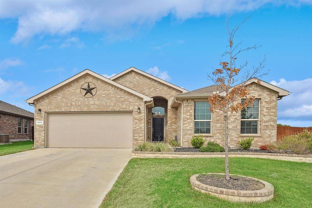 Saginaw, TX 76131,1244 Rebecca Lane