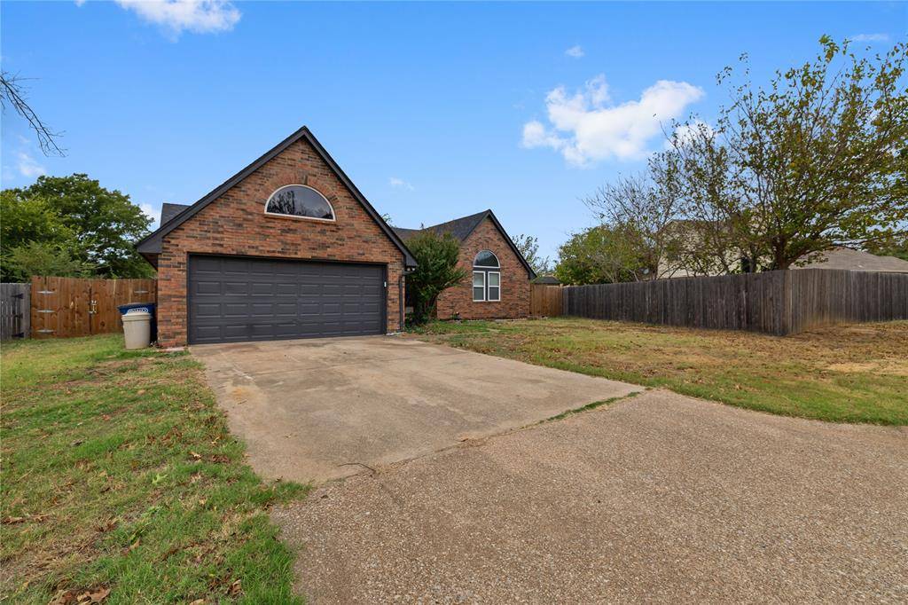 Corinth, TX 76210,3207 Cliffview Drive