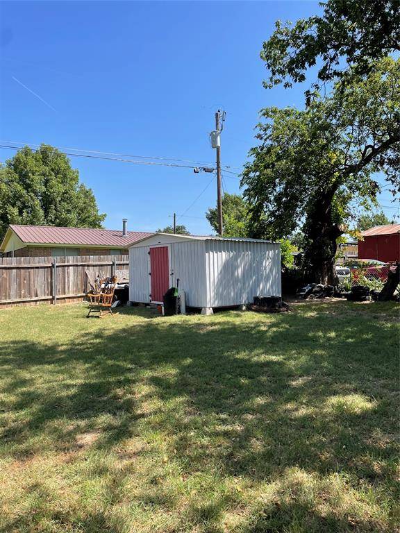 Whitney, TX 76692,127 Daisy Lane