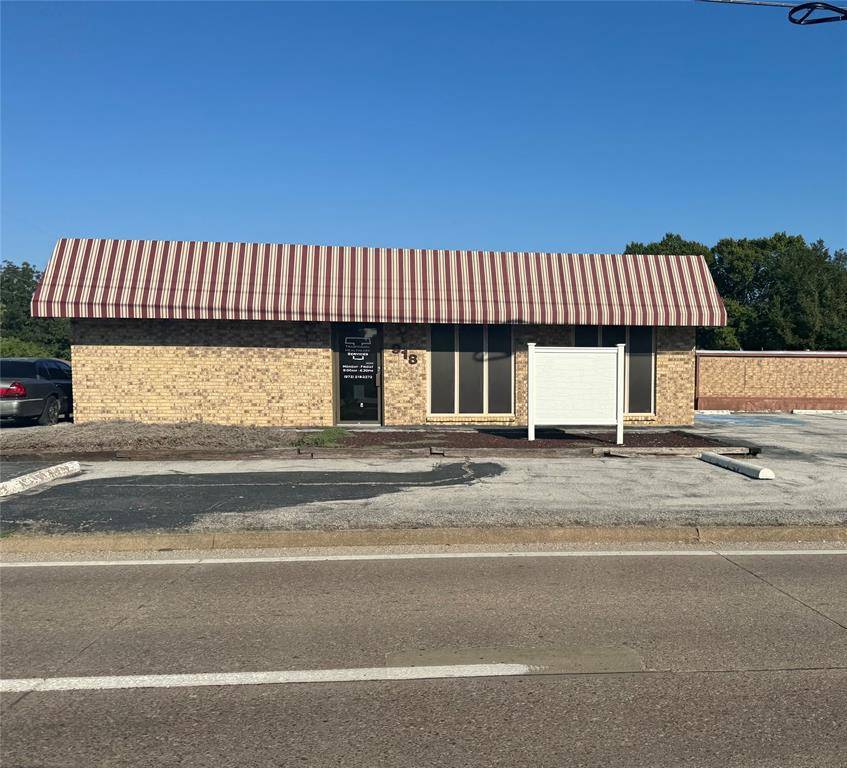 Lancaster, TX 75146,918 N Dallas Avenue