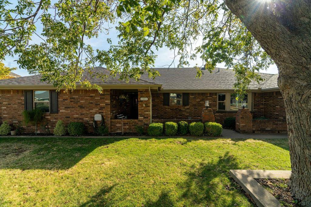 Weatherford, OK 73096,2000 Peach Avenue