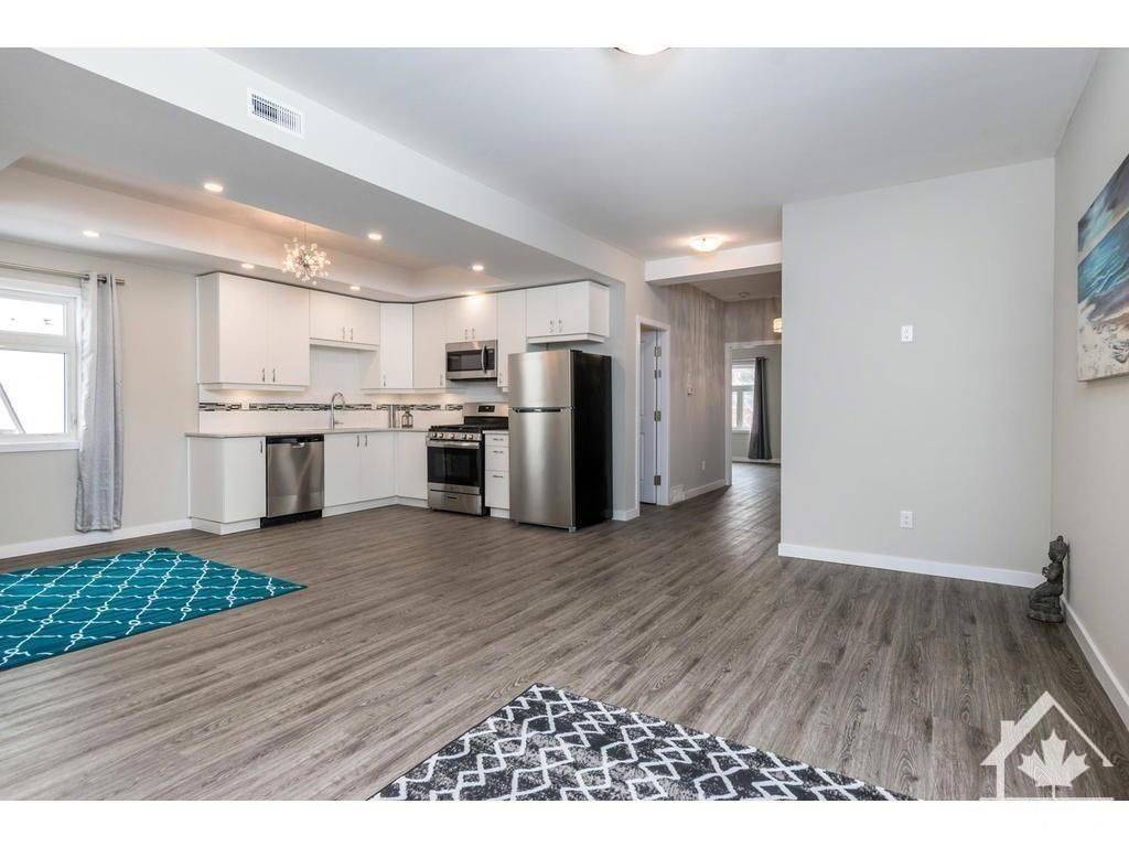 Vanier And Kingsview Park, ON K1L 7H3,317 LAJOIE ST #C