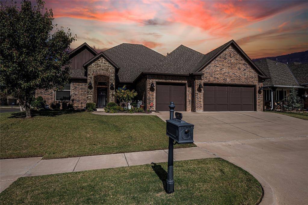 Edmond, OK 73012,809 NW 186th Street