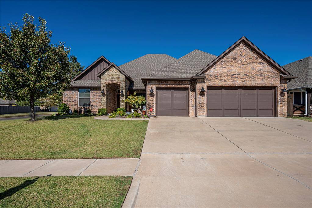 Edmond, OK 73012,809 NW 186th Street