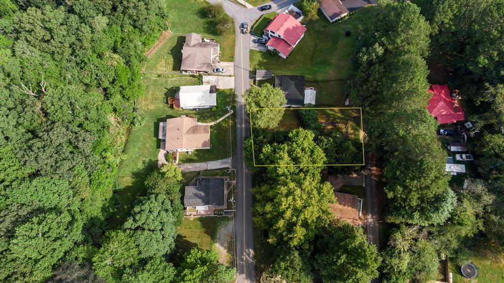 Mccaysville, GA 30555,37 Hillcrest Drive