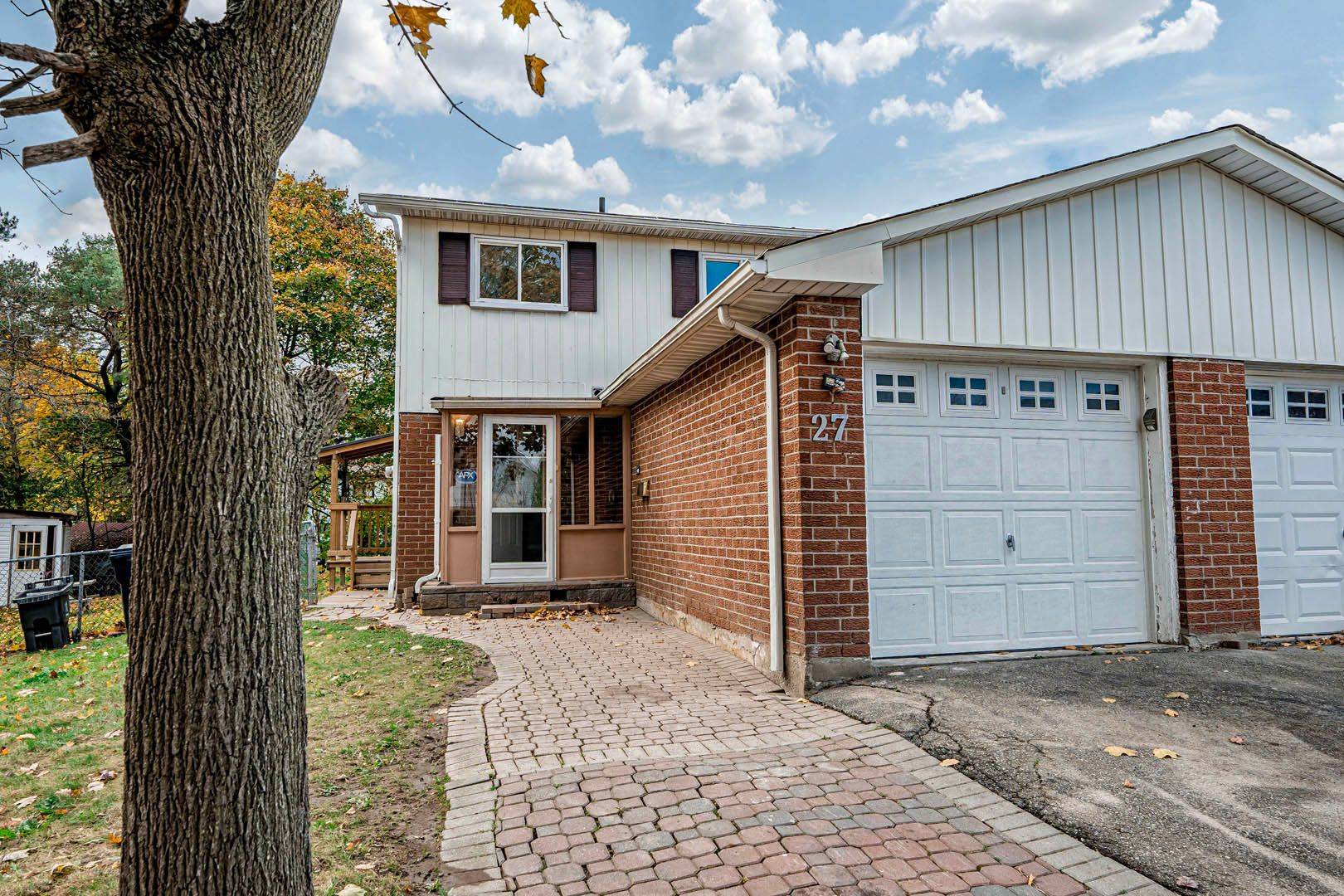 Toronto E11, ON M1B 1N8,27 Burkwood CRES