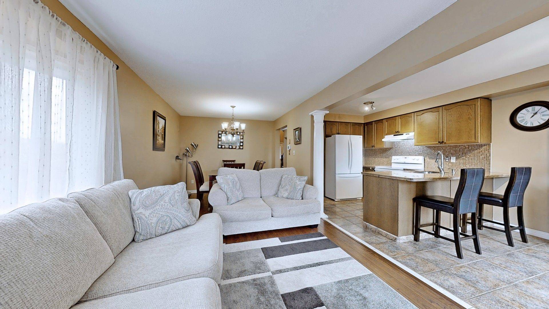 Hamilton, ON L8J 3W8,83 Shadyglen DR