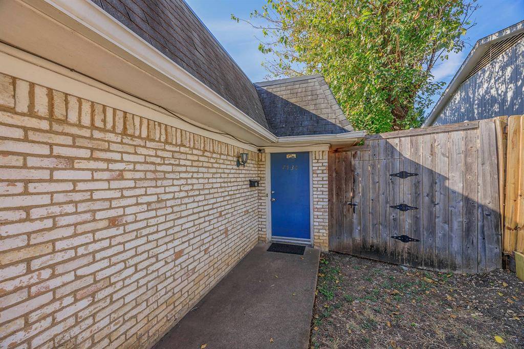 Dallas, TX 75240,7532 Thistle Lane