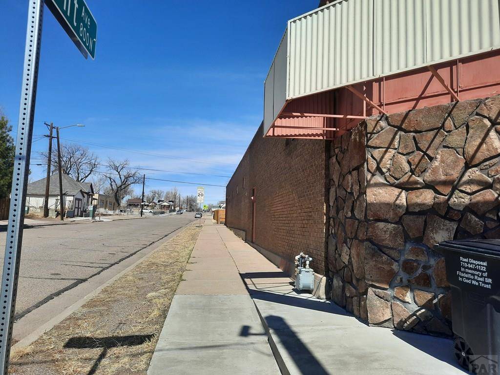 Pueblo, CO 81001,1401 E 8th St