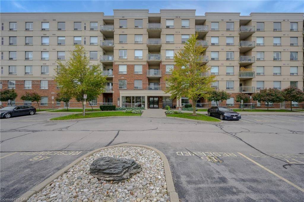 Burlington, ON L7L 0B8,5070 FAIRVIEW ST #209