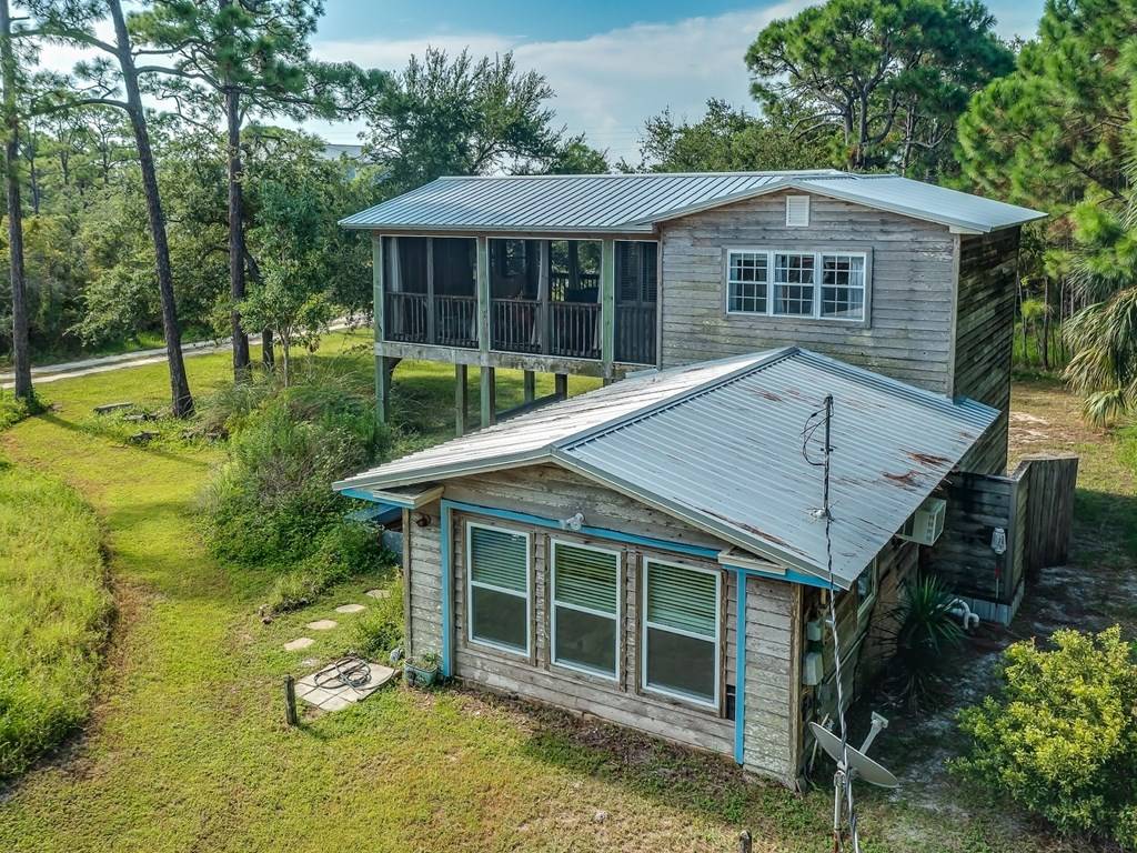 Alligator Point, FL 32346,16 Pelican St