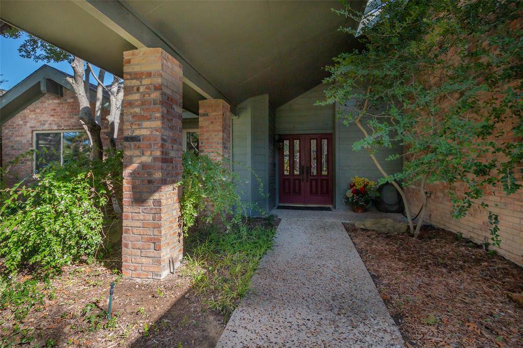 Plano, TX 75093,1520 Mockingbird Drive