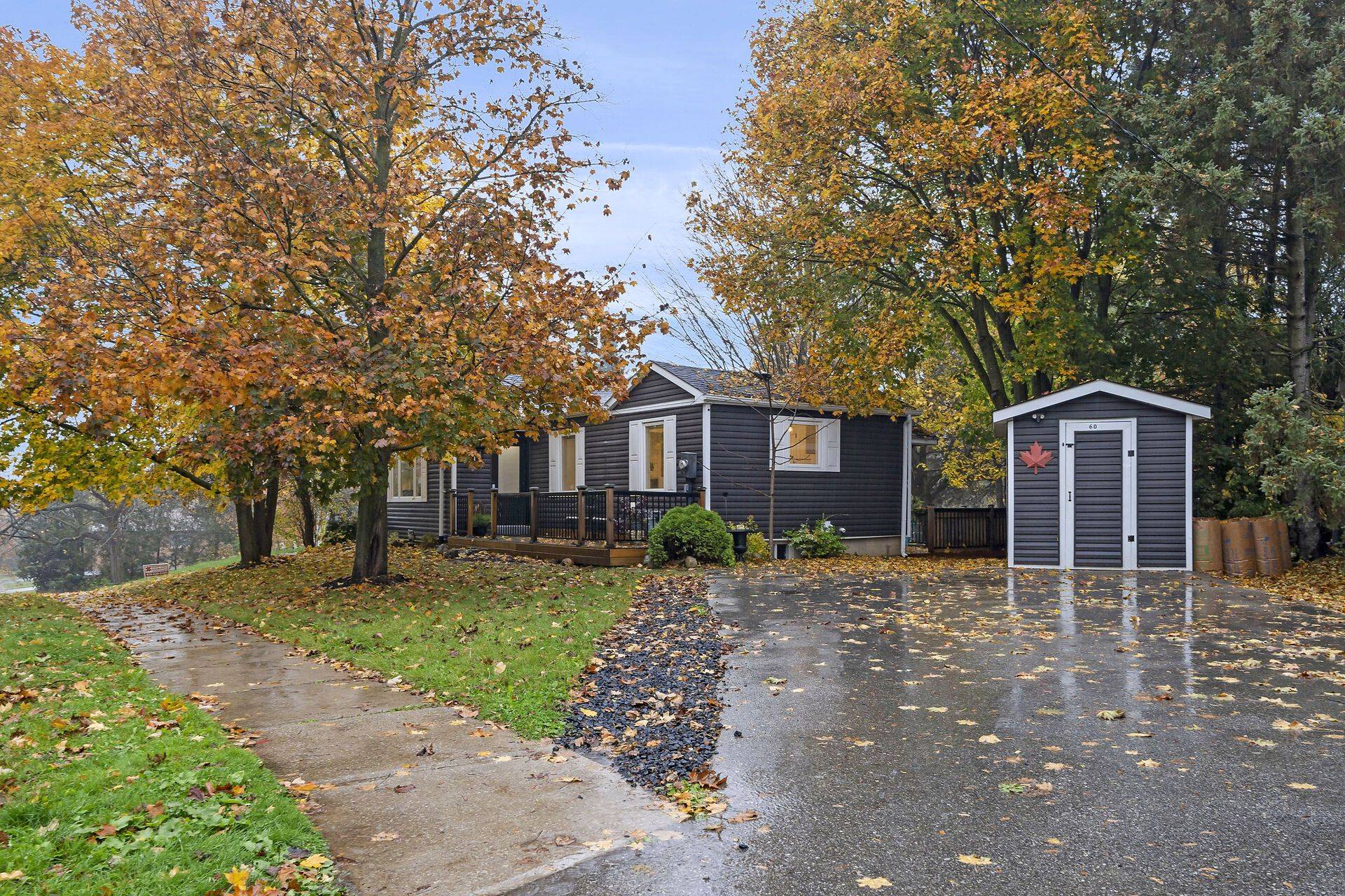 Halton Hills, ON L7G 3L1,60 Ontario ST